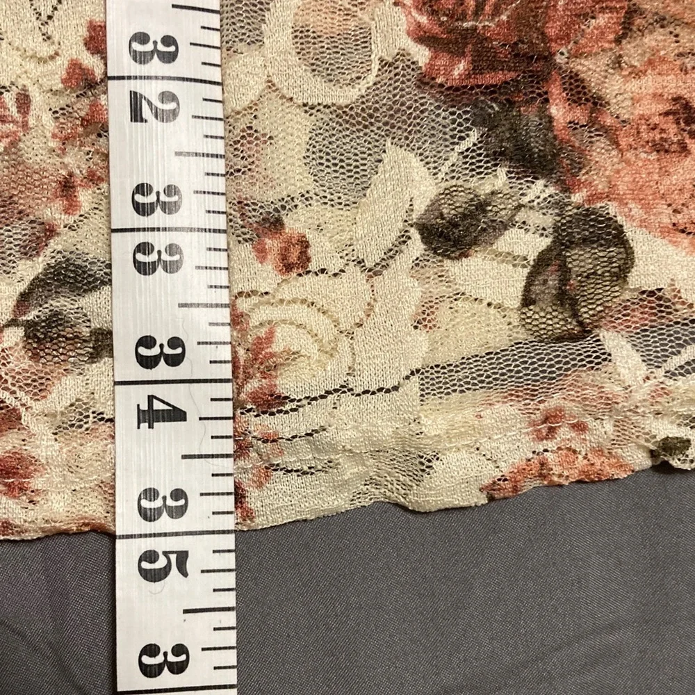 NEW NWT Rue21 Floral Lace Dress - Cream and Pink Junior’s Large - Picture 8 of 12